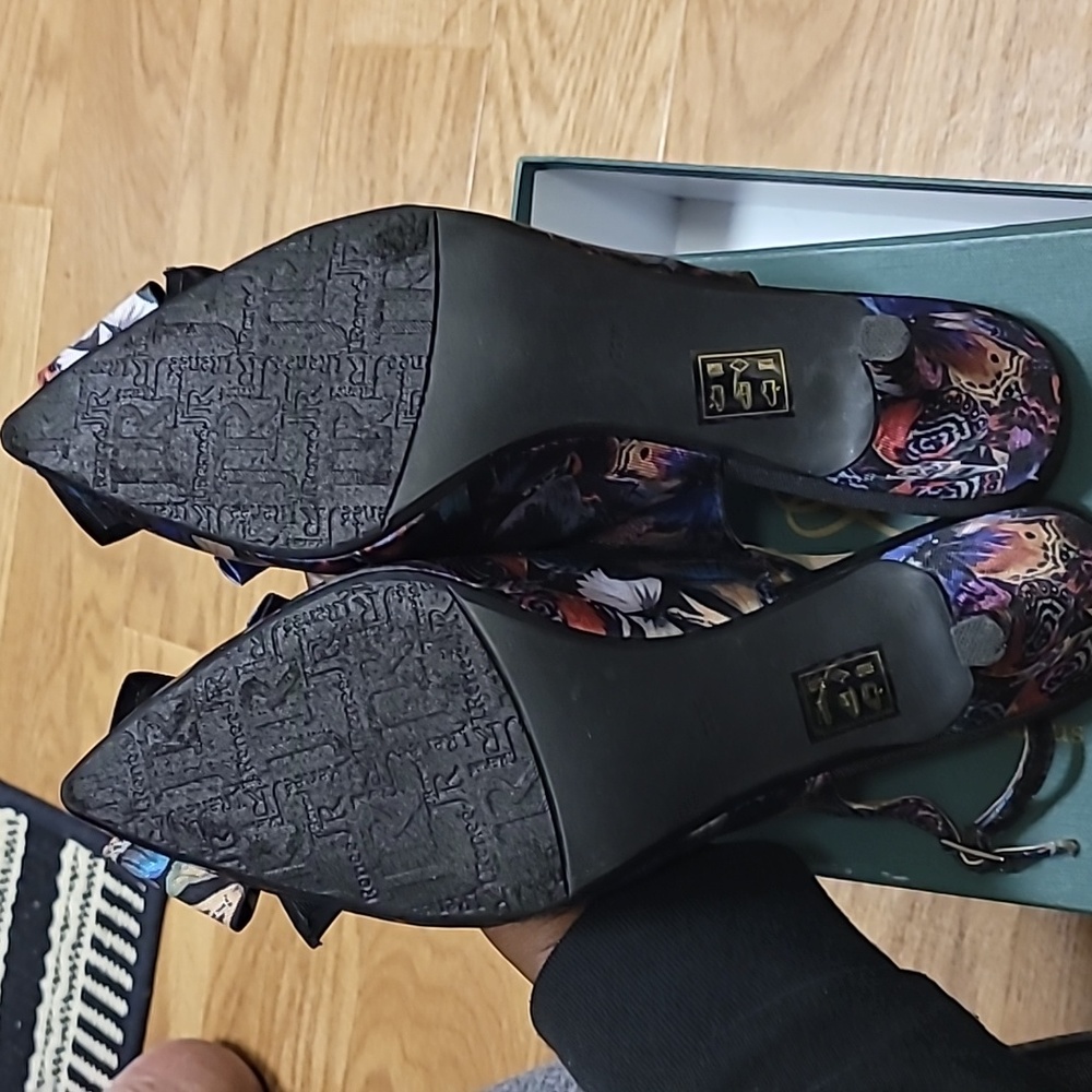 Black Multi Fabric Slingback Heel - Picture 2 of 8
